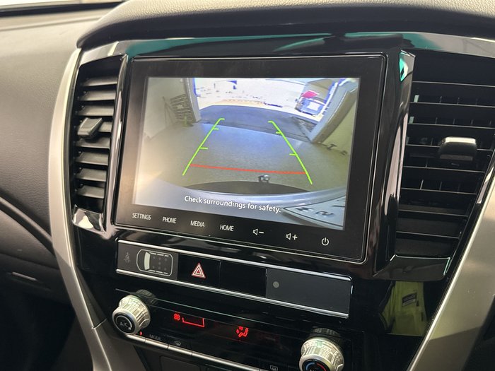 2021 Mitsubishi Pajero Sport GLX