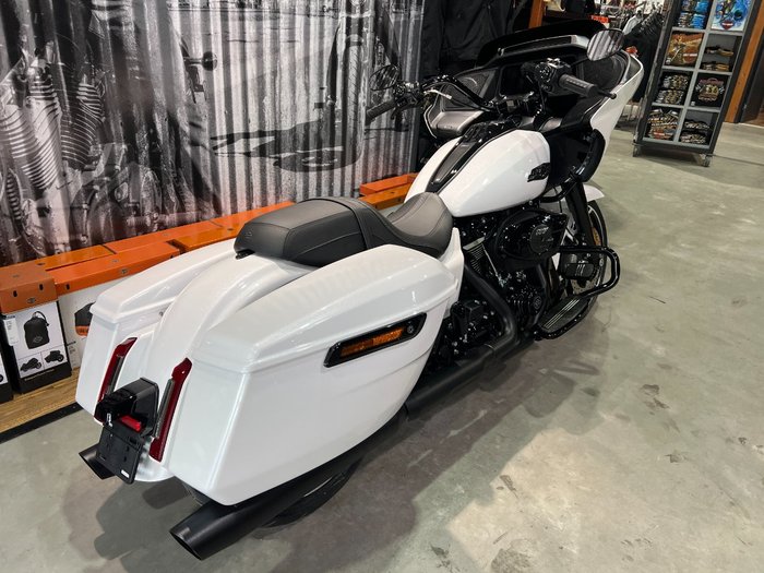2025 Harley-davidson FLTRX ROAD GLIDE (117) White Onyx Pearl