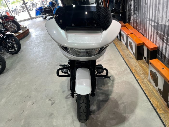 2025 Harley-davidson FLTRX ROAD GLIDE (117) White Onyx Pearl