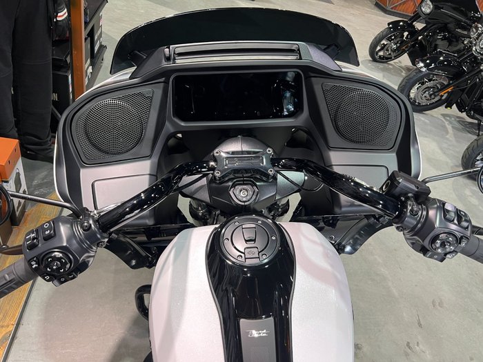 2025 Harley-davidson FLTRX ROAD GLIDE (117) White Onyx Pearl