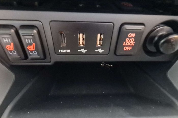 2023 Mitsubishi Pajero Sport GSR