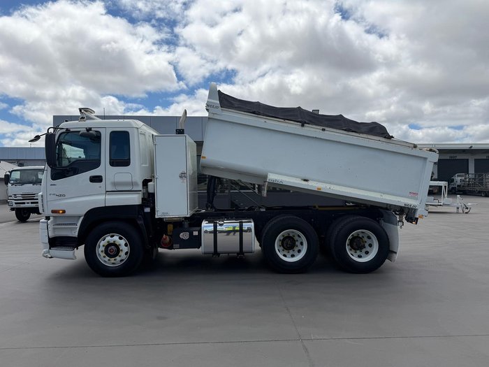 2021 Isuzu Cxy Giga ISUZU GIGA 240-420 TIPPER