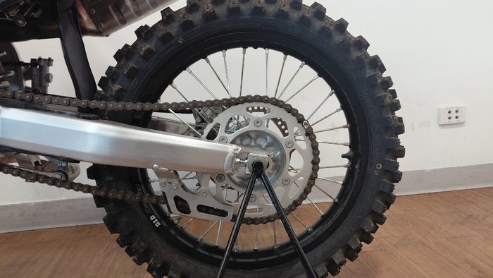 2025 Honda CRF450R RED