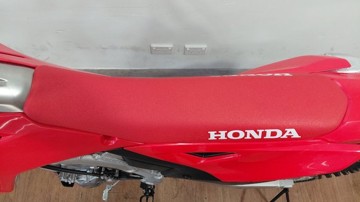 2025 Honda CRF450R RED