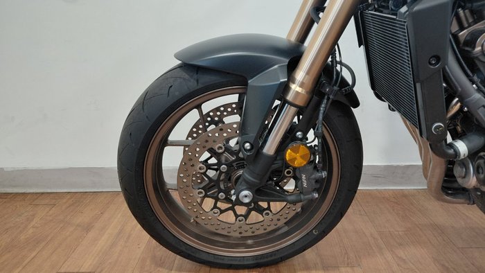 2024 Honda CB650R RED