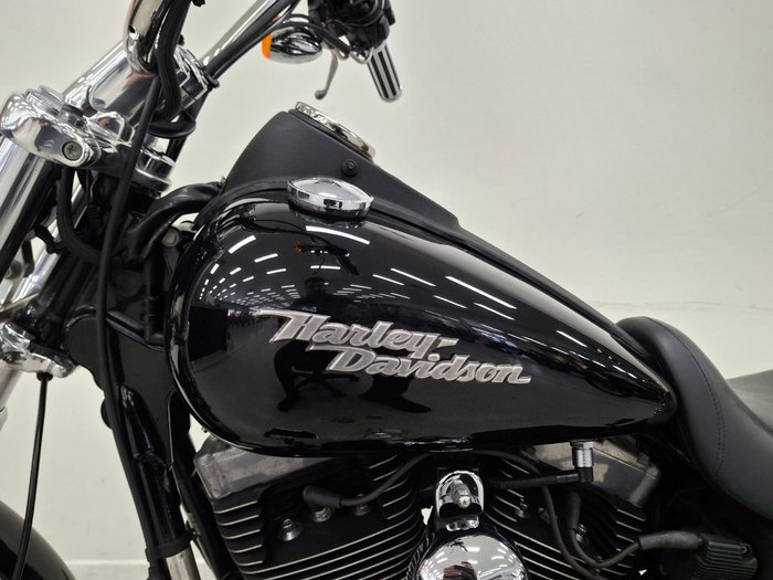 2008 Harley-davidson FXDB STREET BOB Black