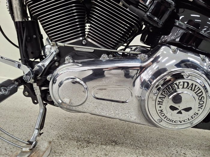 2017 Harley-davidson FXSB SOFTAIL BREAKOUT grey