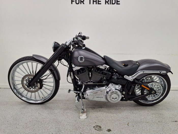 2017 Harley-davidson FXSB SOFTAIL BREAKOUT grey