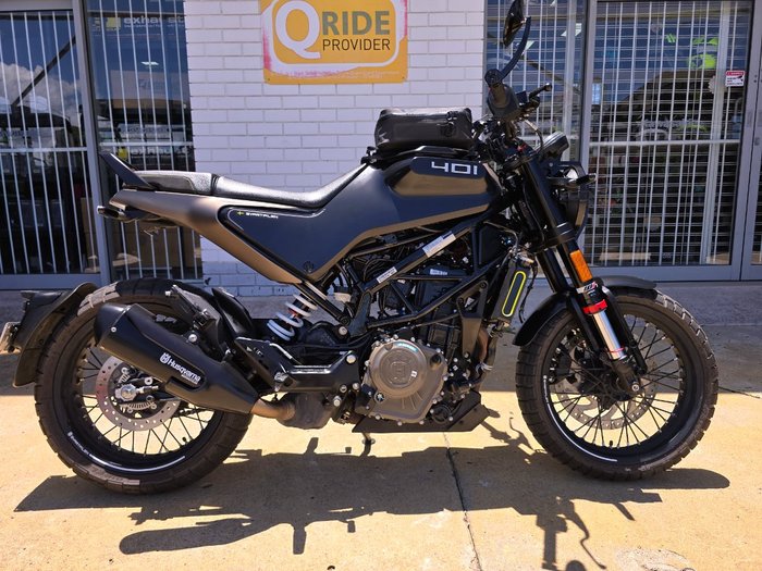 2022 HUSQVARNA SVARTPILEN 401 Black