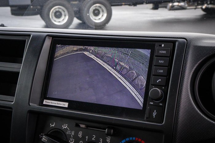 2024 Hino 300 616 Hybrid Pantech White