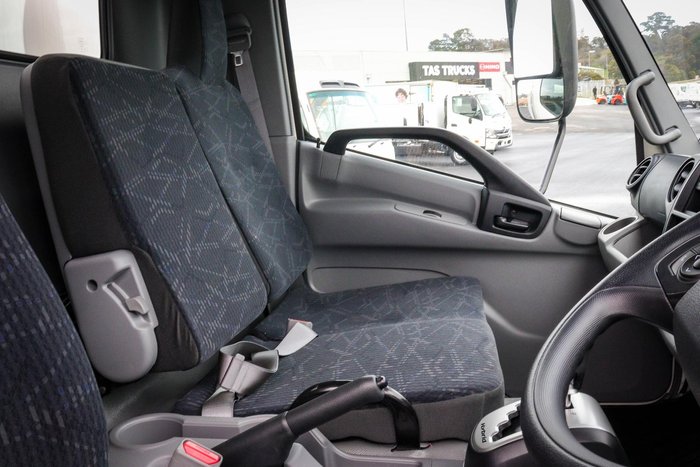 2024 Hino 300 616 Hybrid Pantech White