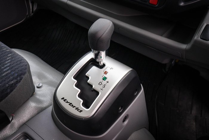 2024 Hino 300 616 Hybrid Pantech White