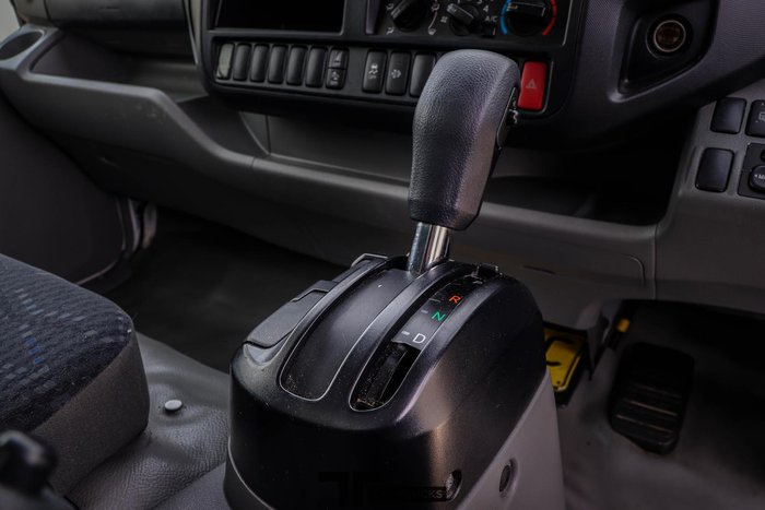 2023 Hino 300 616 Pantech