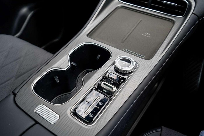 2025 Chery Tiggo 8 Super Hybrid Ultimate