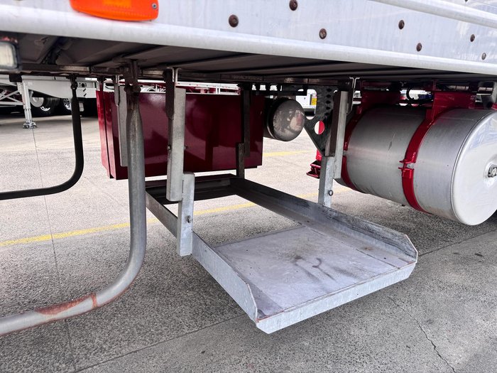 2016 Southern Cross 32 Pallet -28 Freezer Double Stacker