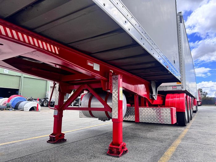 2016 Southern Cross 32 Pallet -28 Freezer Double Stacker 