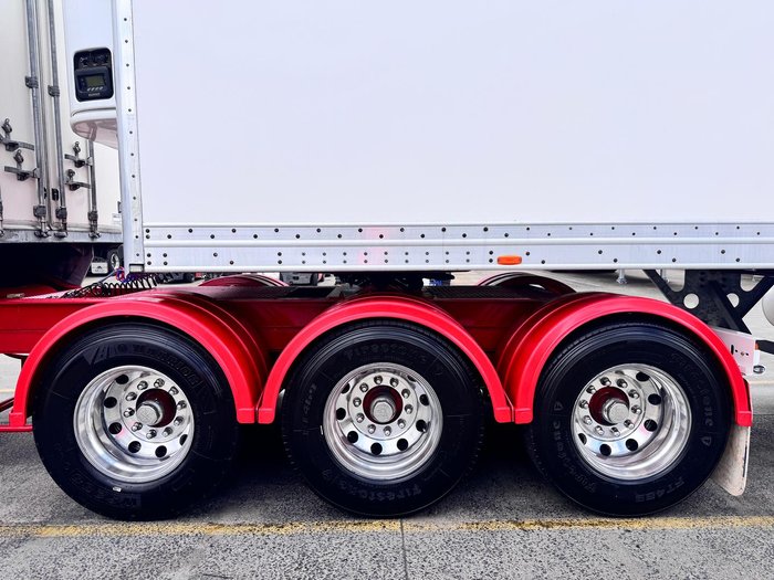 2016 Southern Cross 32 Pallet -28 Freezer Double Stacker