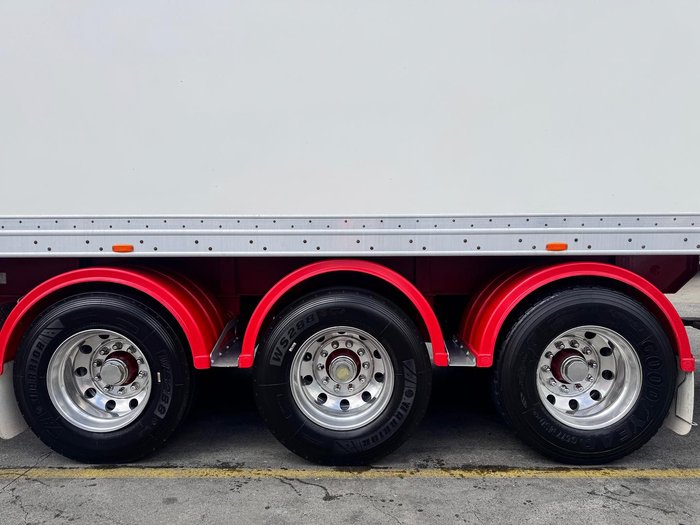 2016 Southern Cross 32 Pallet -28 Freezer Double Stacker