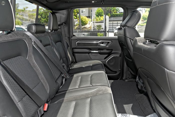 2024 RAM 1500 Laramie Sport RamBox