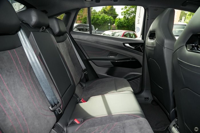 2025 Volkswagen ID.5 GTX E2 MY25 Four Wheel Drive Grenadilla Black