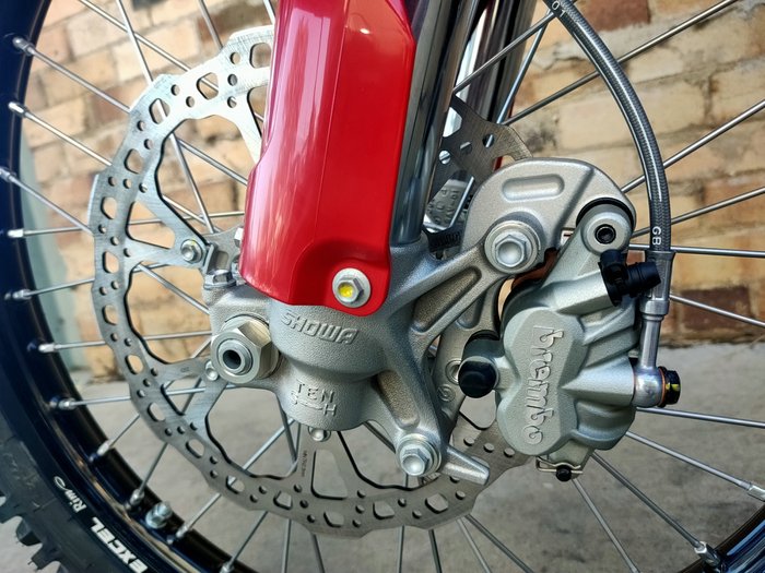 2026 DUCATI DESMO450 MX MOTOCROSS RED