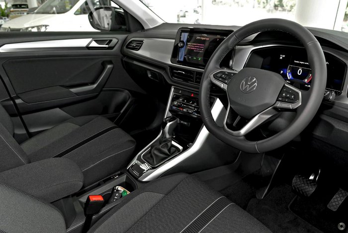 2024 Volkswagen T-Roc CityLife D11 MY24 Deep Black Pearl