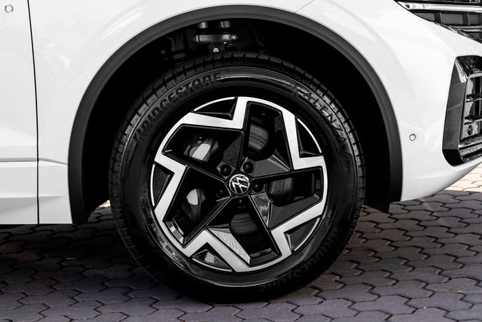 2025 Volkswagen Touareg 170TDI RC MY25 Four Wheel Drive Pure White