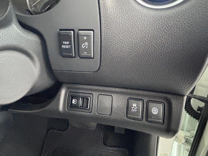 2025 Nissan Navara ST-X D23 MY25 4X4 Dual Range White Pearl