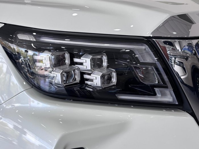 2025 Nissan Navara ST-X D23 MY25 4X4 Dual Range White Pearl