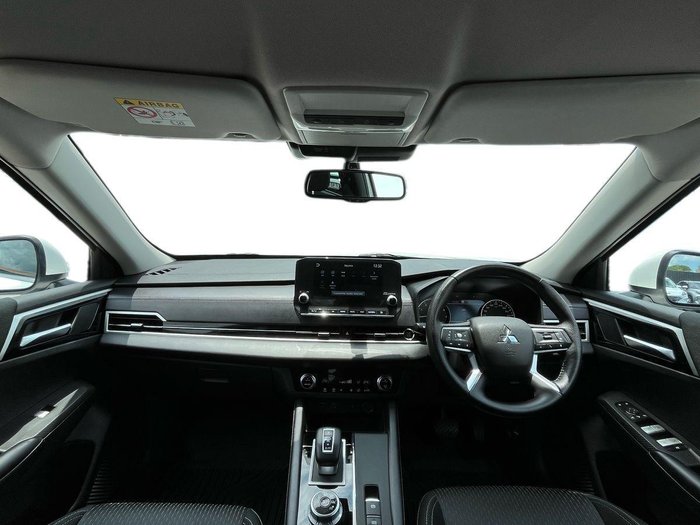 2023 Mitsubishi Outlander