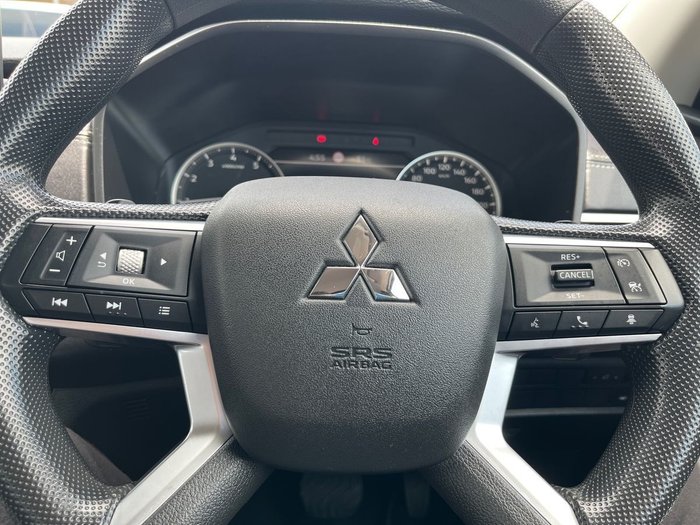 2023 Mitsubishi Outlander