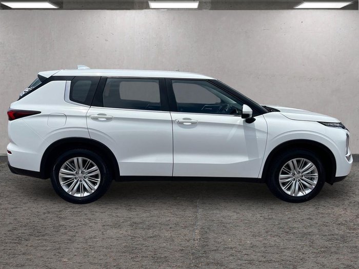 2023 Mitsubishi Outlander