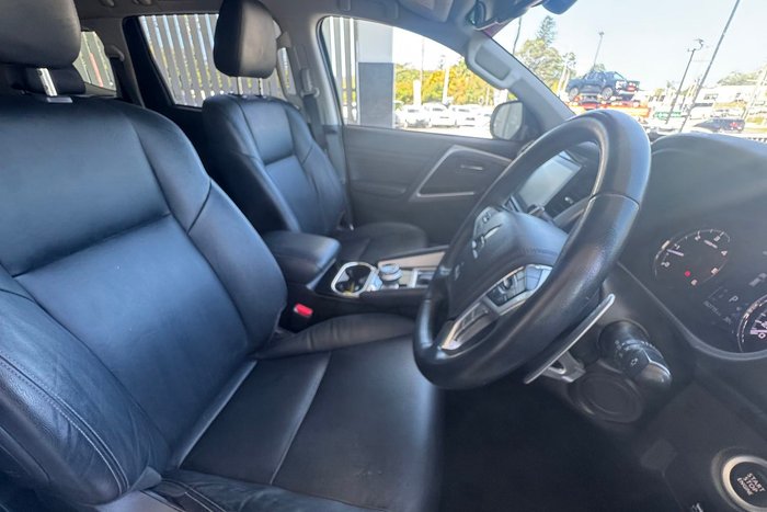 2020 Mitsubishi Pajero Sport GLS