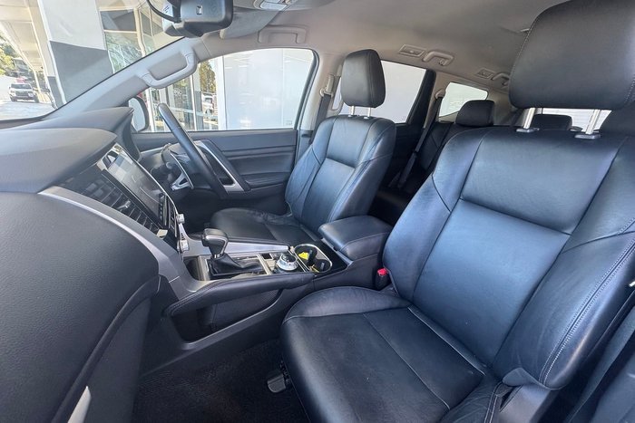 2020 Mitsubishi Pajero Sport GLS