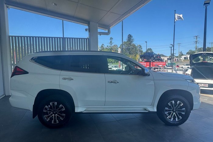 2020 Mitsubishi Pajero Sport GLS