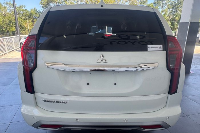 2020 Mitsubishi Pajero Sport GLS