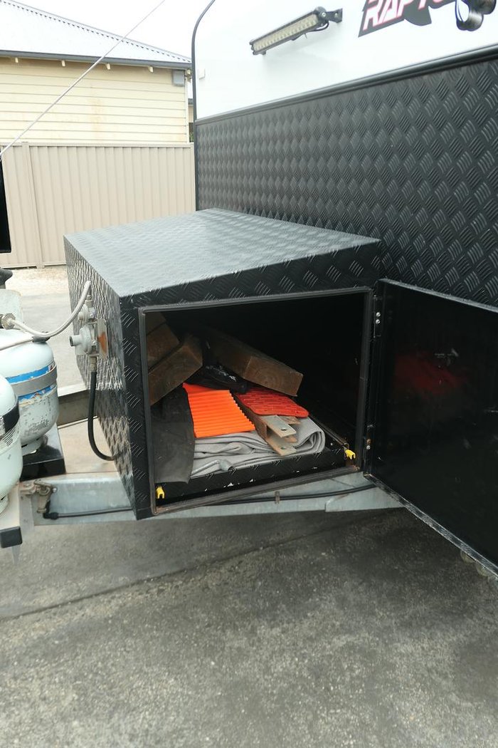 2019 Royal Flair Raptor Toy Hauler Bunks