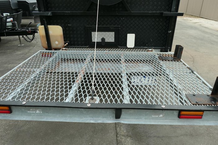 2019 Royal Flair Raptor Toy Hauler Bunks