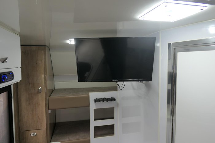 2019 Royal Flair Raptor Toy Hauler Bunks