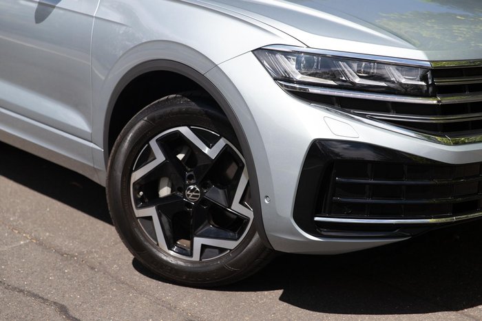 2025 Volkswagen Touareg 170TDI