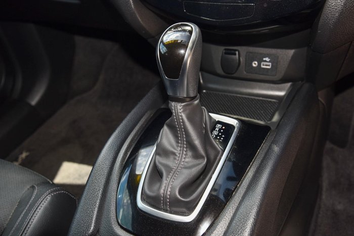 2021 Nissan X-TRAIL ST-L