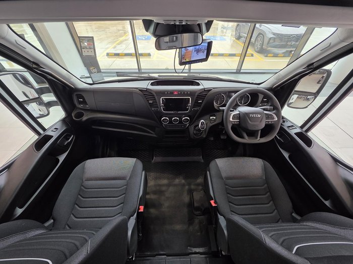 2024 New Age Caravans NAM8 (Single Bed Configuration)