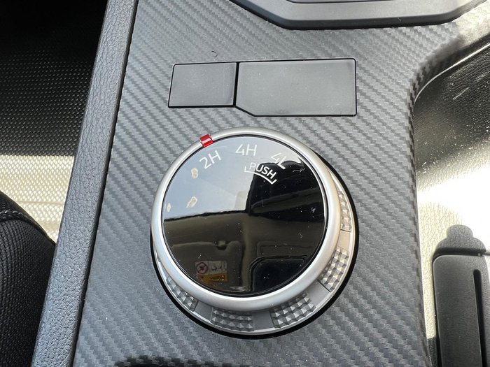 2025 Mitsubishi Triton GLX+