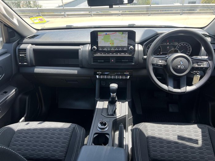 2025 Mitsubishi Triton GLX+ MV MY25 4X4 Dual Range White