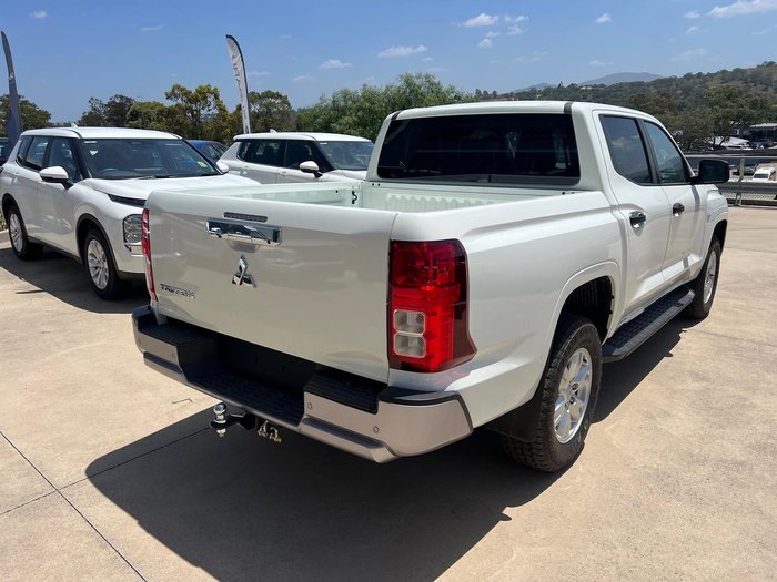 2025 Mitsubishi Triton GLX+ MV MY25 4X4 Dual Range White