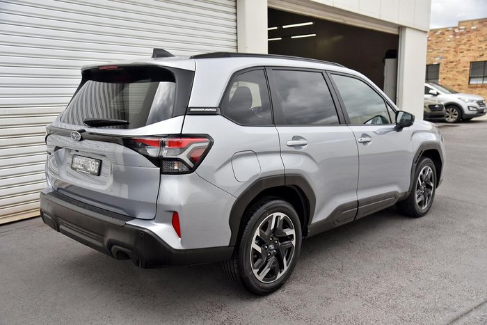 2025 Subaru Forester Touring S6 MY26 AWD Ice Silver