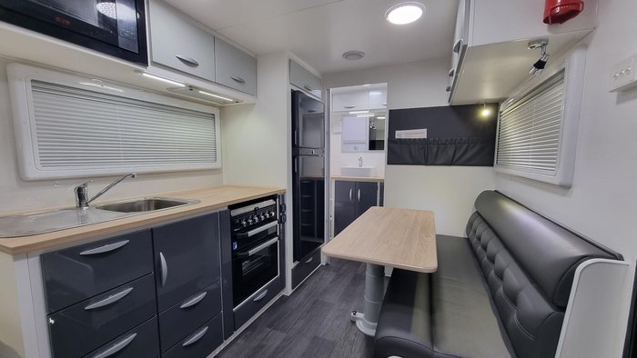 2023 Supreme Classic Tourer