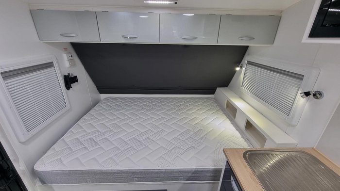 2023 Supreme Classic Tourer