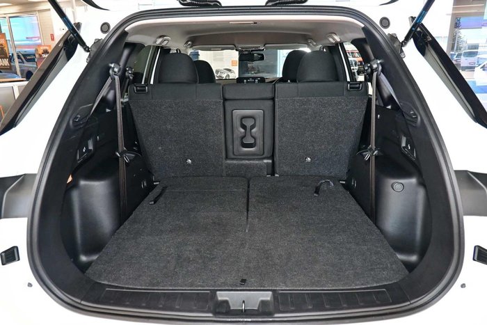 2024 Mitsubishi Outlander LS