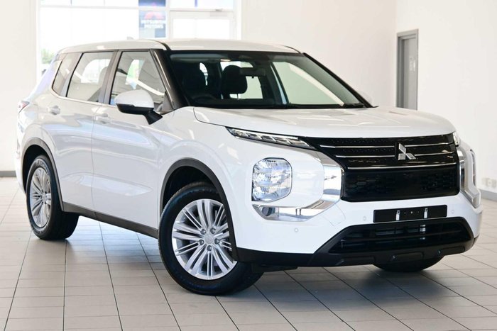 2024 Mitsubishi Outlander ES